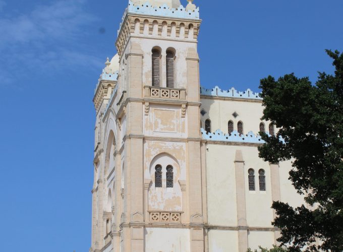 tunis carthage medina bardo sidi bousaid